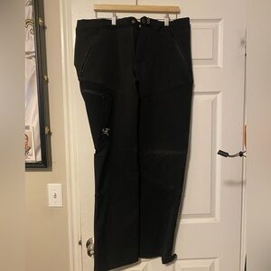 Arc'teryx Men's softshell Pants